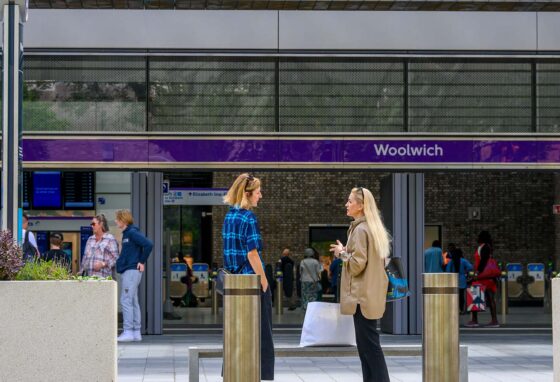 rar_royal-arsenal-riverside-woolwich-station
